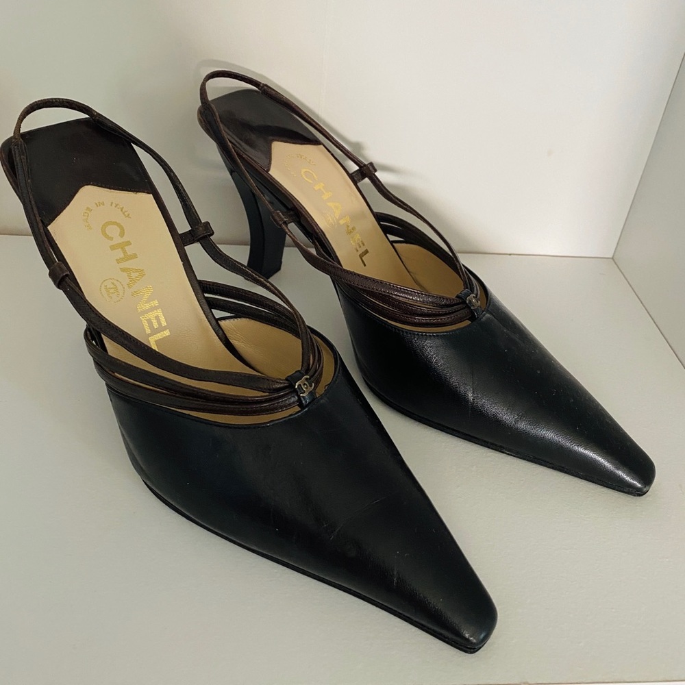 Chanel pumps / heels sling back